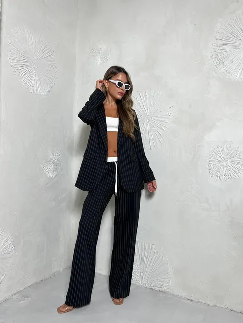 חליפה USON לנשים ONE SIZE